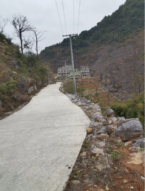 ����ɽ����·